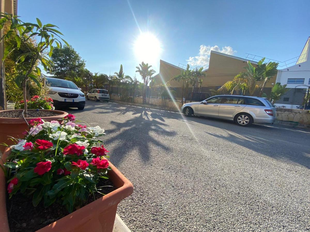 Hotel Milazzo Luaran gambar